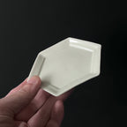 白磁六角小皿 - dandeliOn