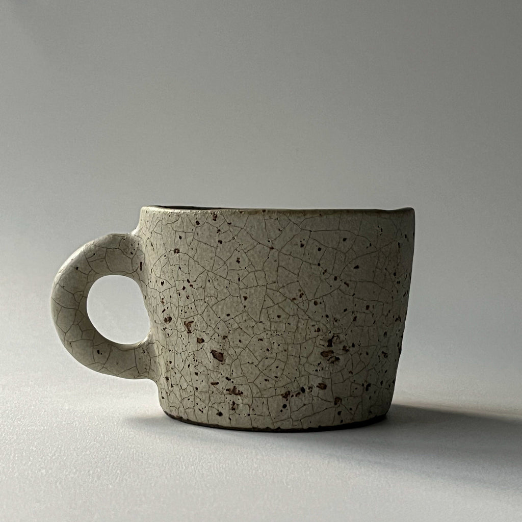 白釉マグカップ