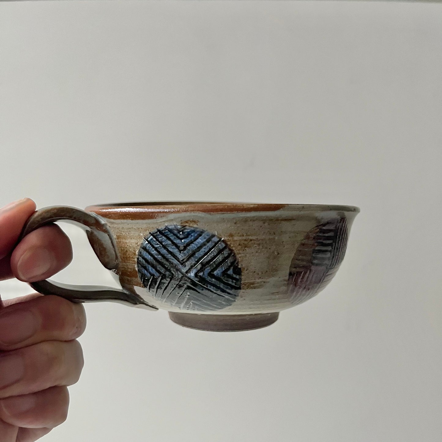 線彫スープカップ