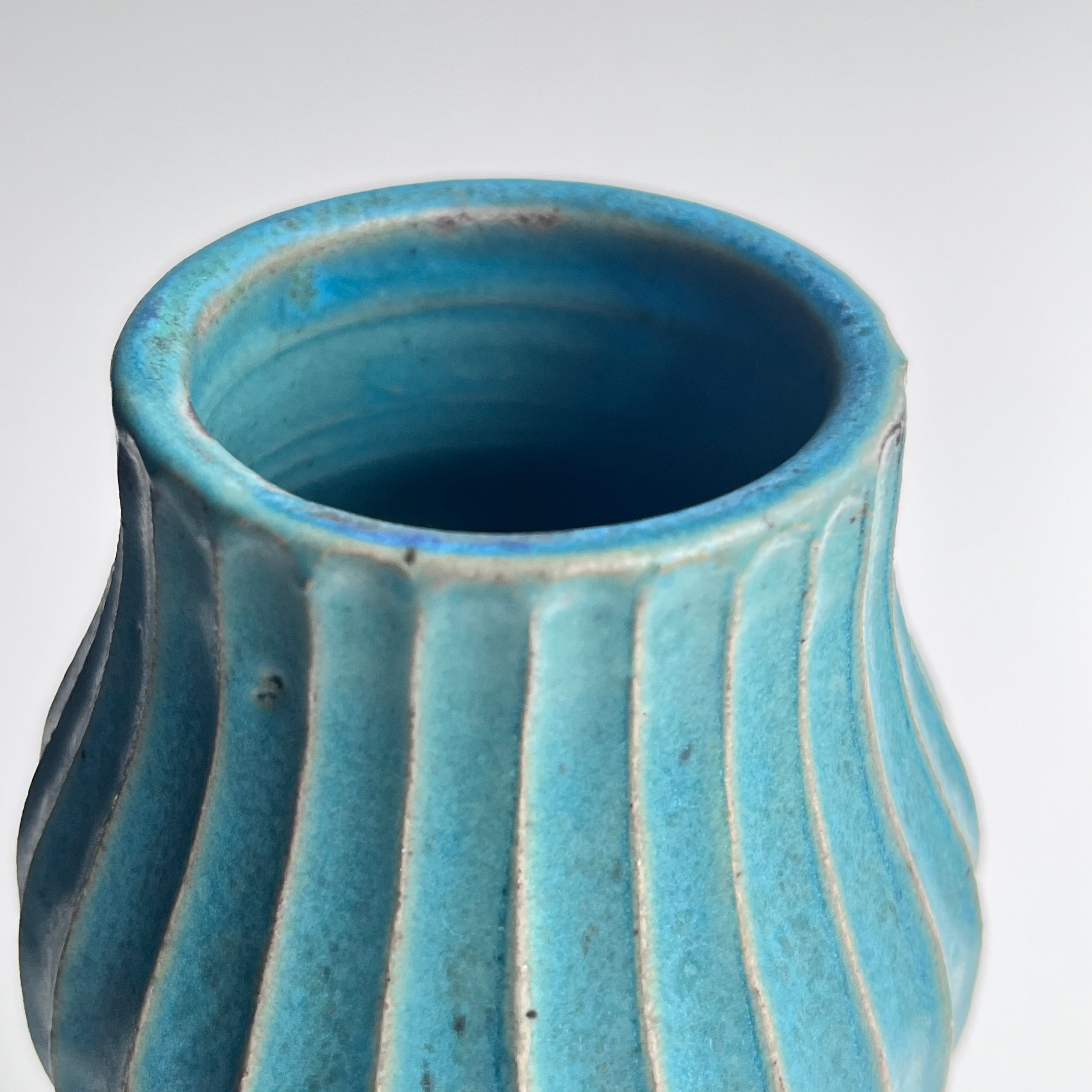 トルコ釉シノギ花器