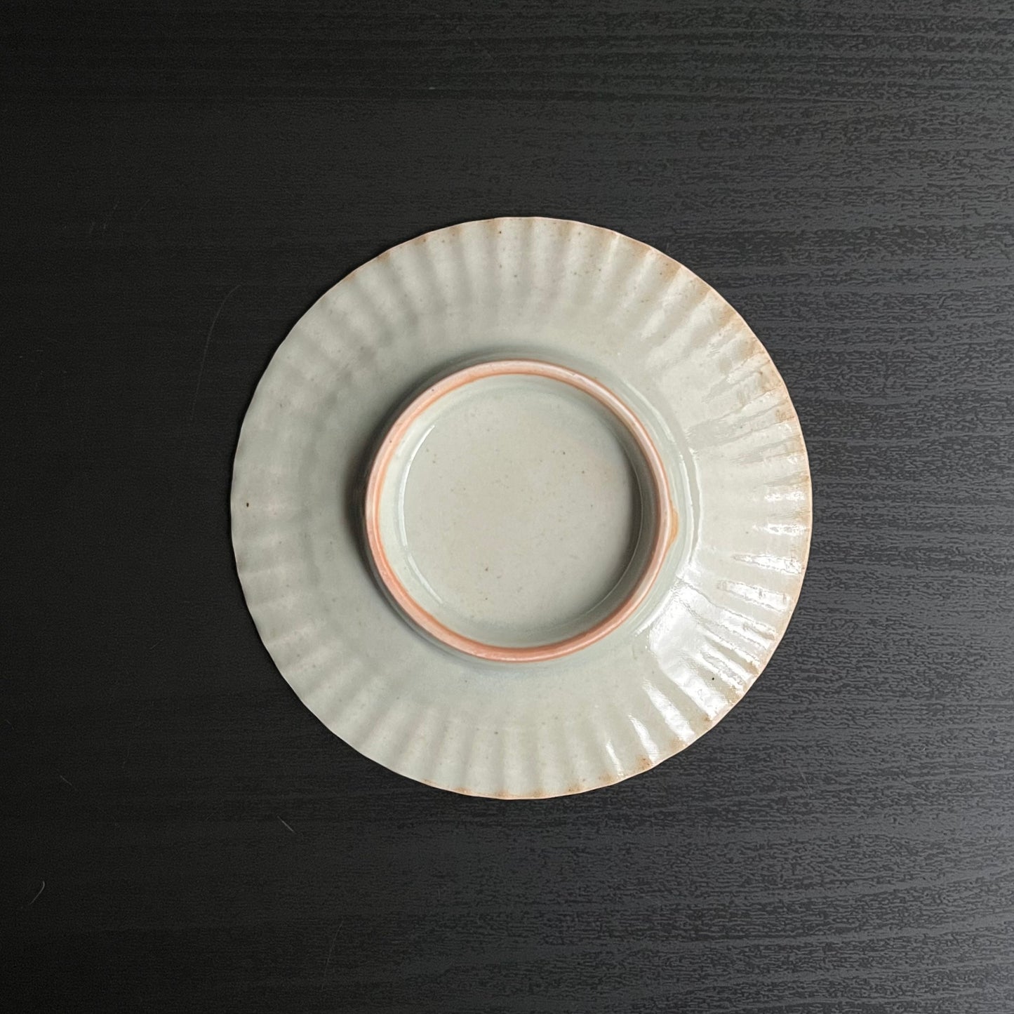 白磁金木犀文小皿