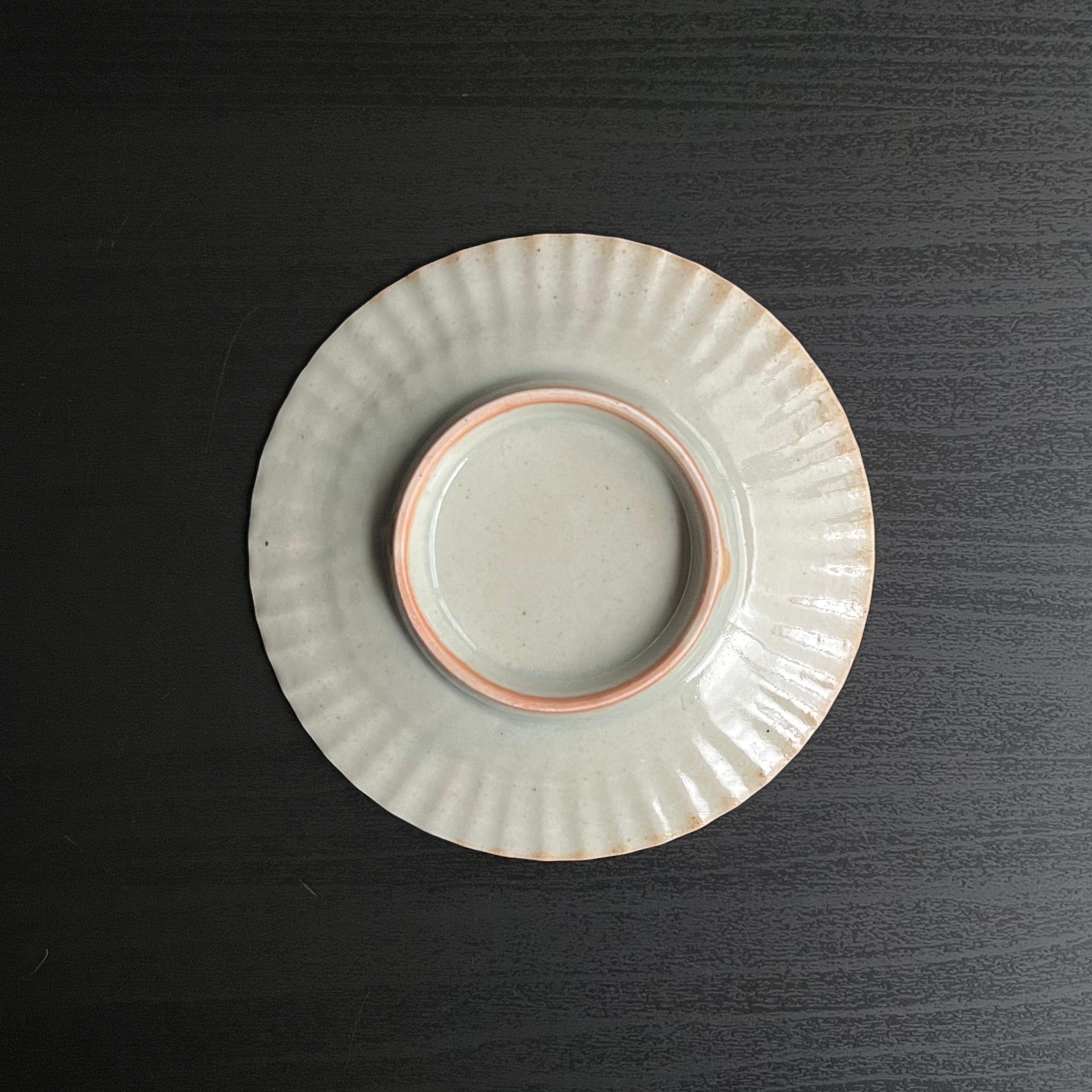 白磁金木犀文小皿