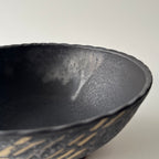 白線文様黒釉ボウル