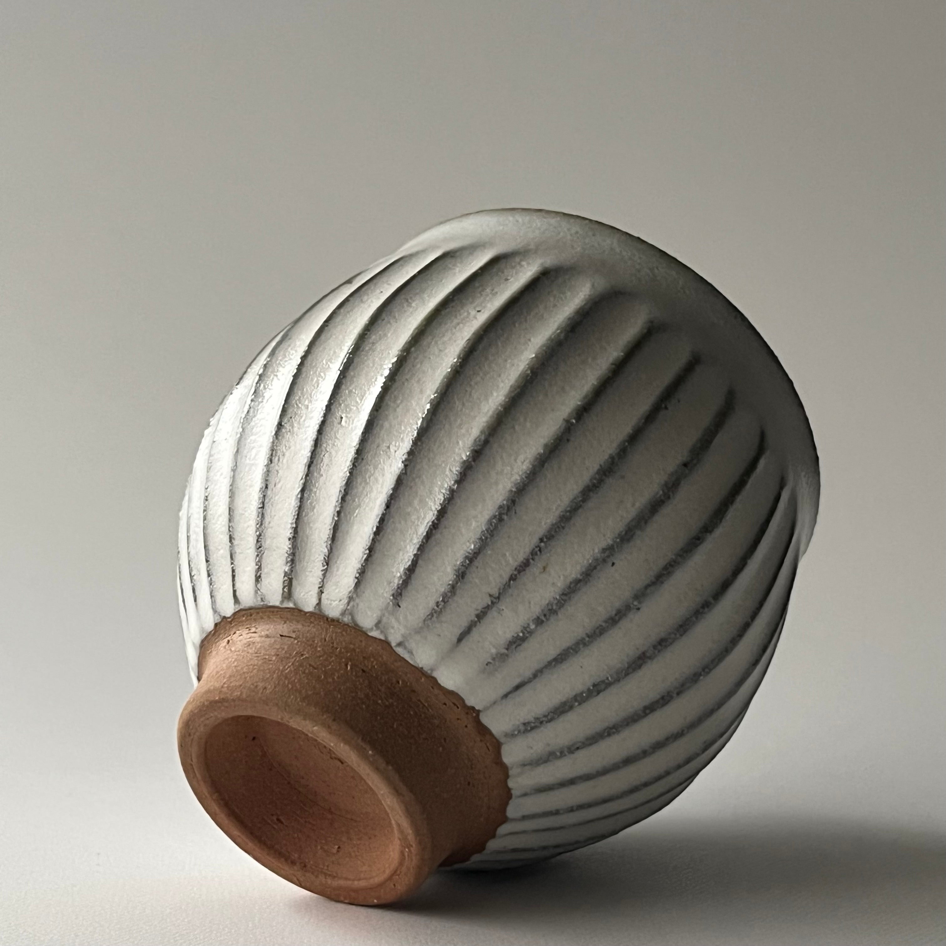 しのぎ丸カップ