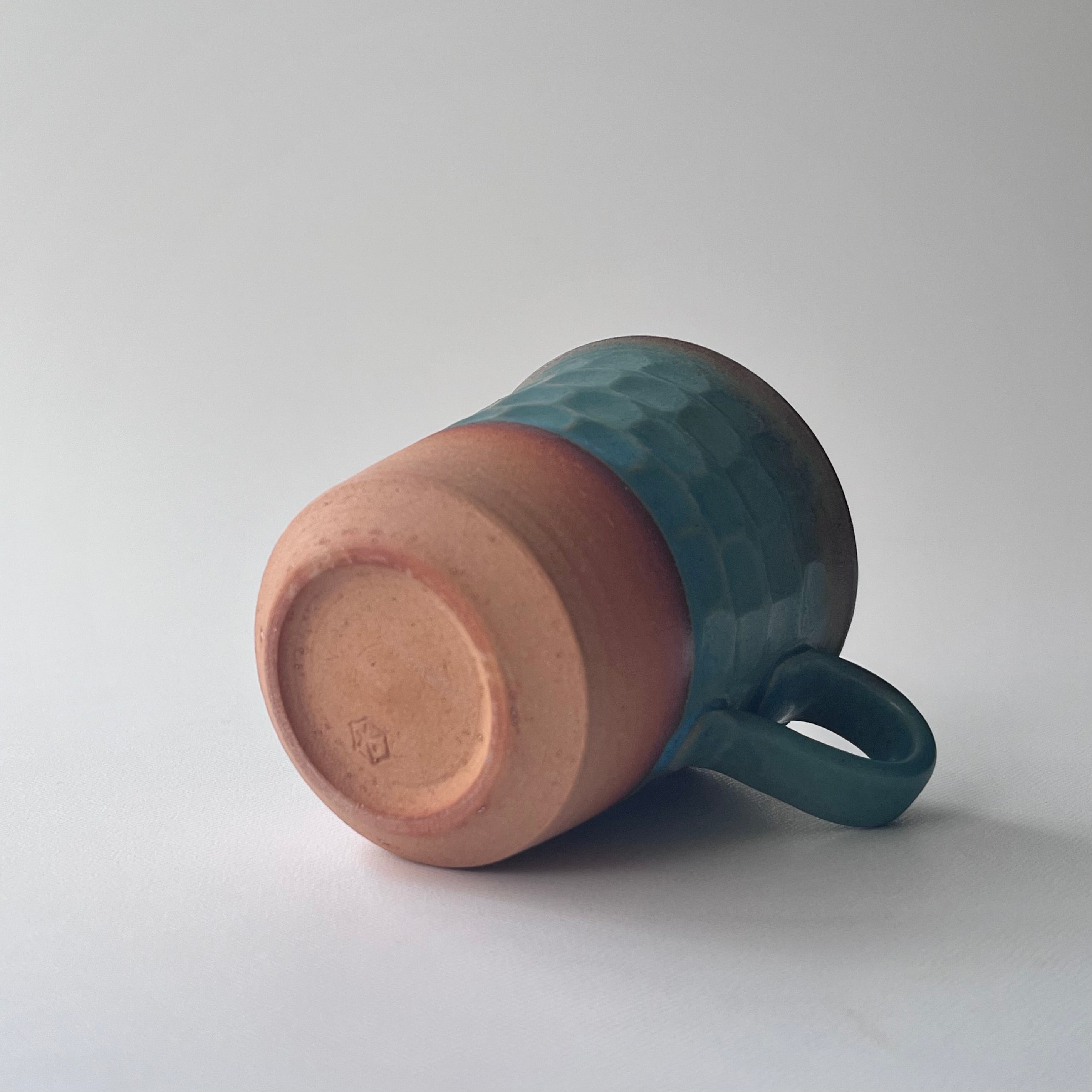 トルコ釉シノギマグ ①