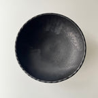白線文様黒釉ボウル（大）
