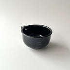 黒釉片口