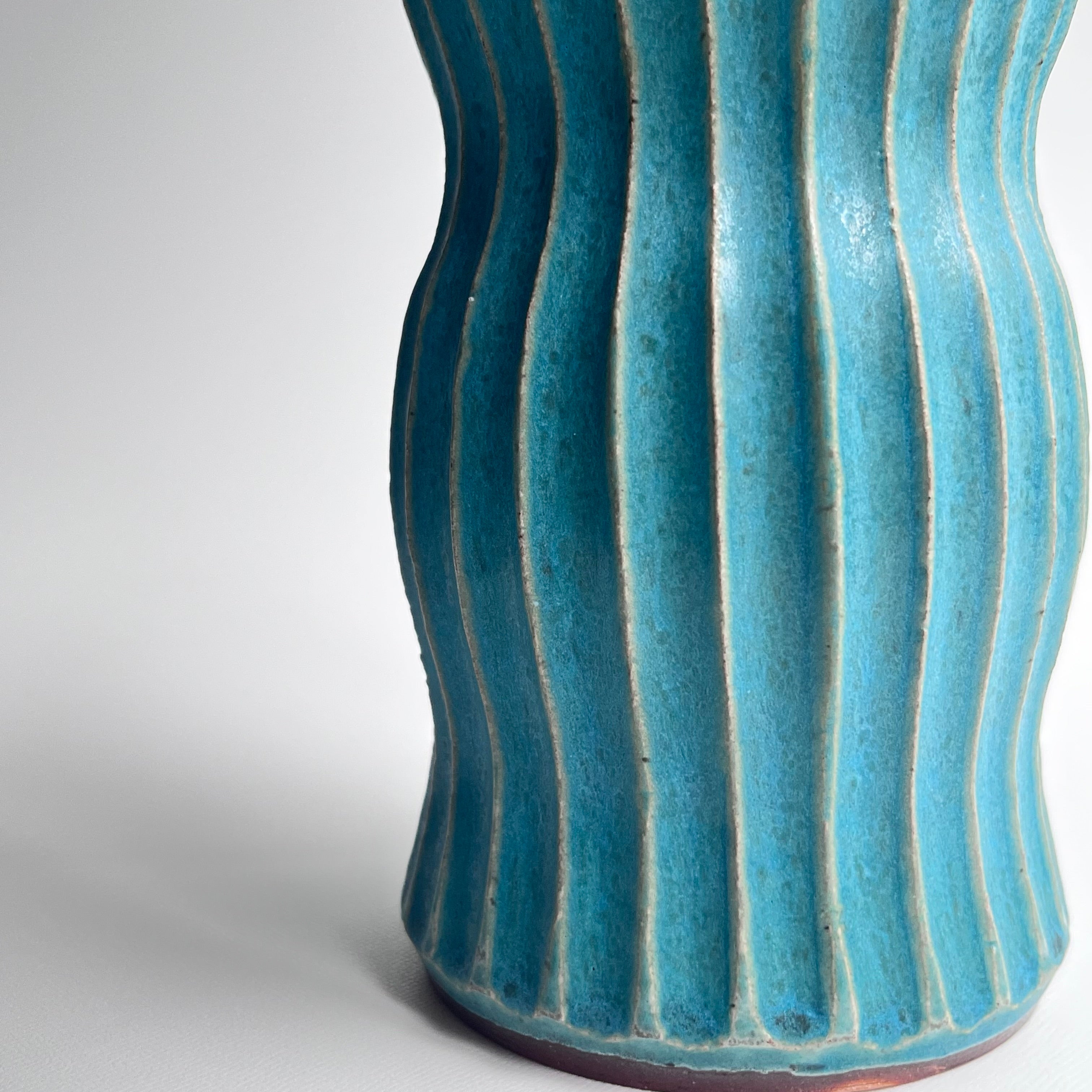 トルコ釉シノギ花器