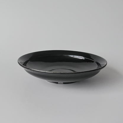 黒釉皿　７寸