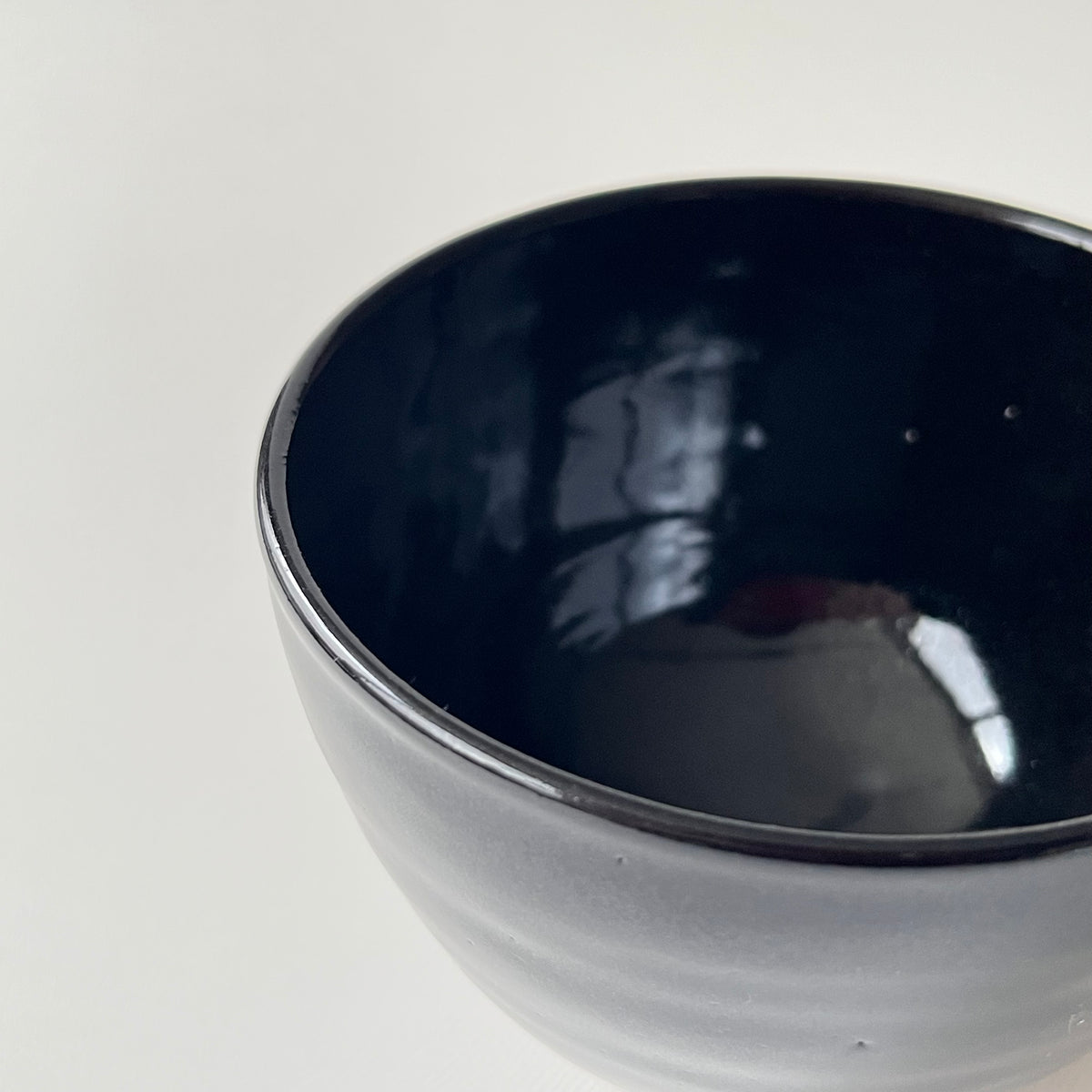 黒絵茶碗　五福蝙蝠