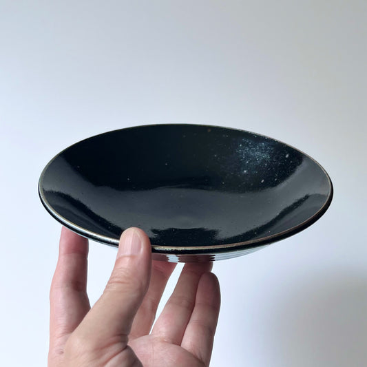 黒釉鉢