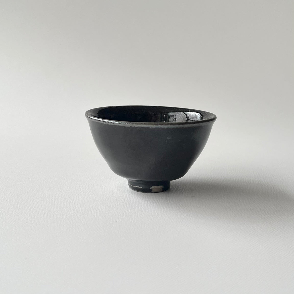 黒釉ぐい呑