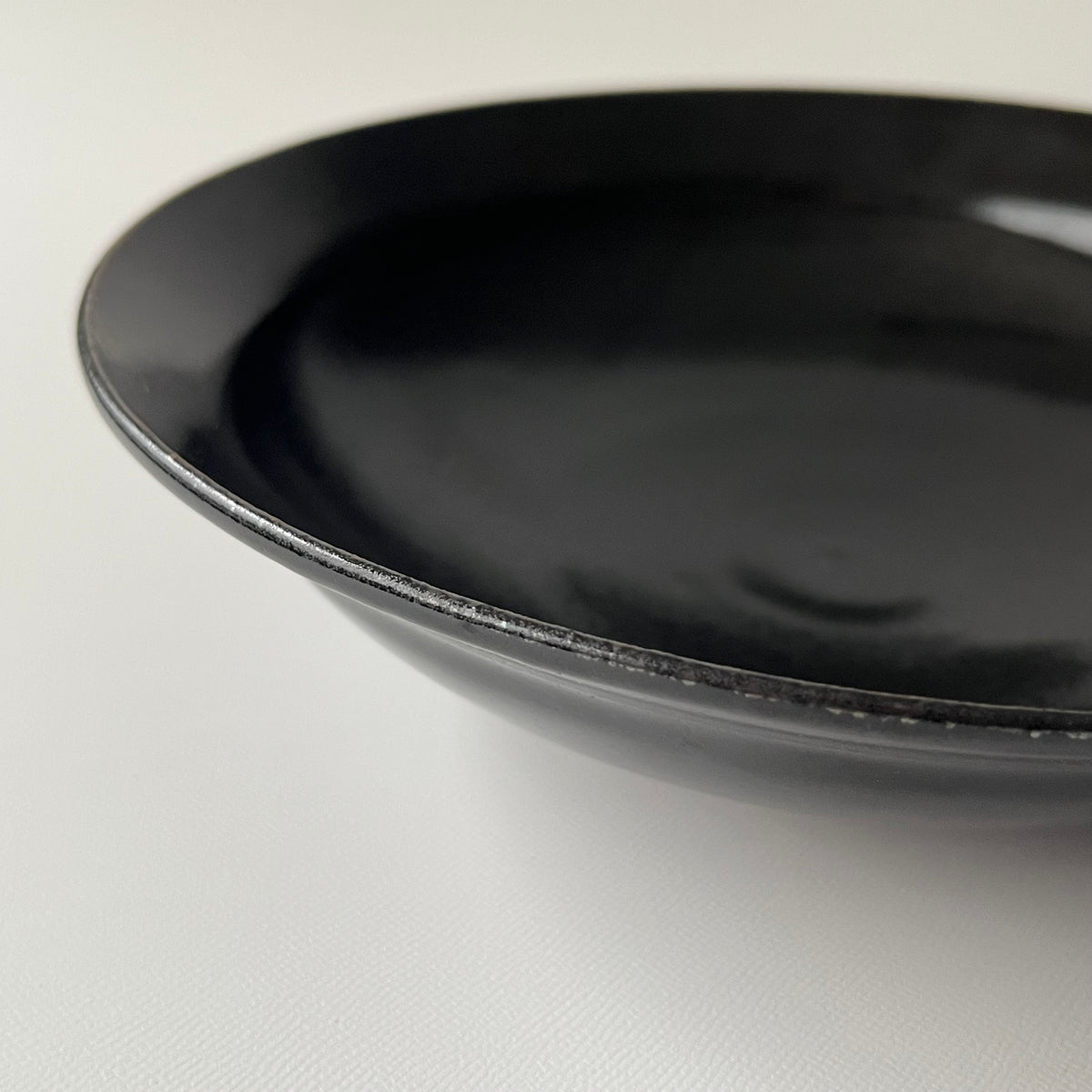 黒釉皿