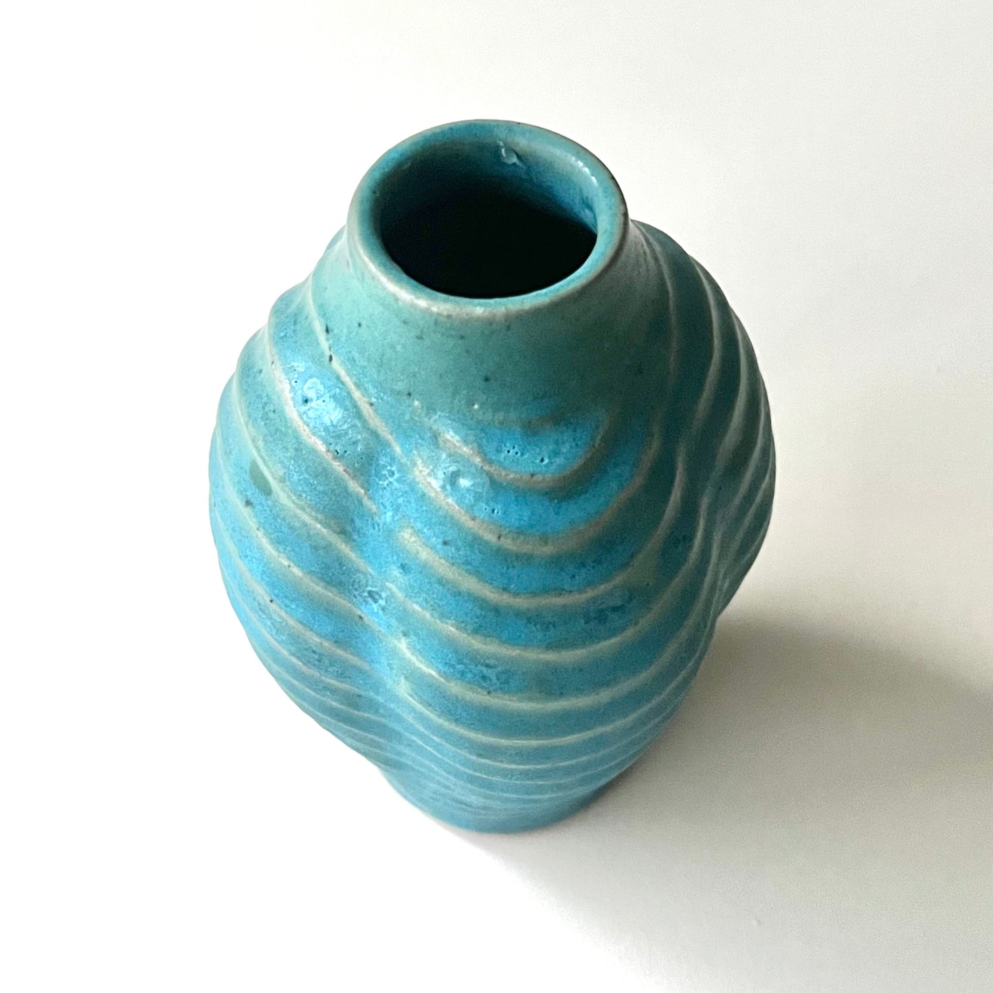 トルコ釉シノギ壺