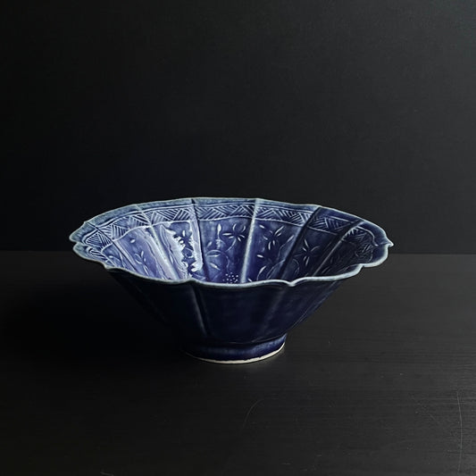 瑠璃釉草花文輪花鉢