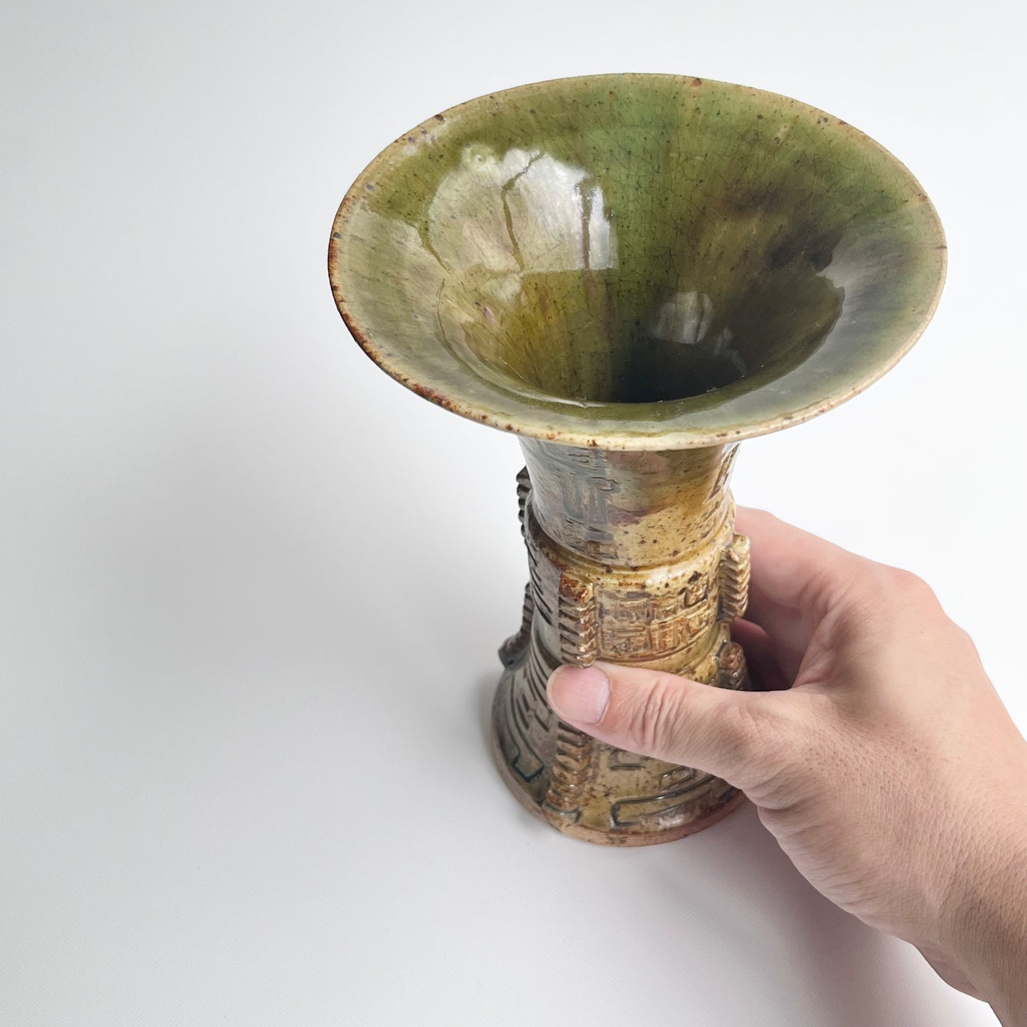 青陶器　觚