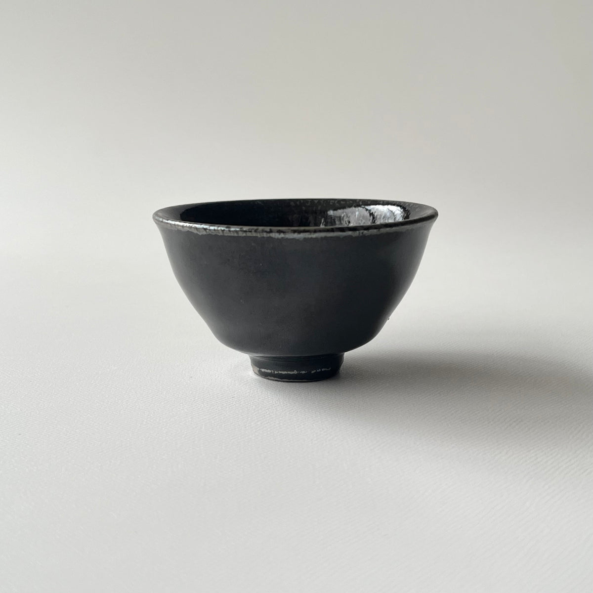 黒釉ぐい呑
