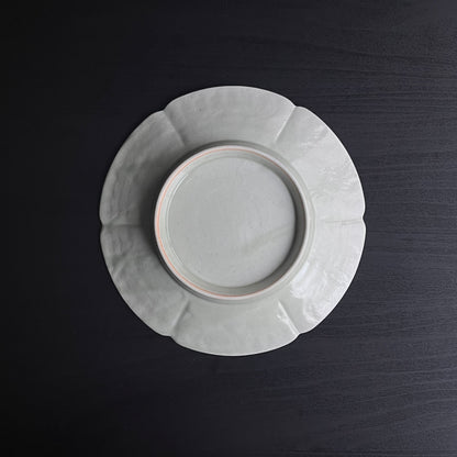 白磁陽刻輪花皿