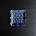 瑠璃釉陽刻二彩四方皿 - dandeliOn