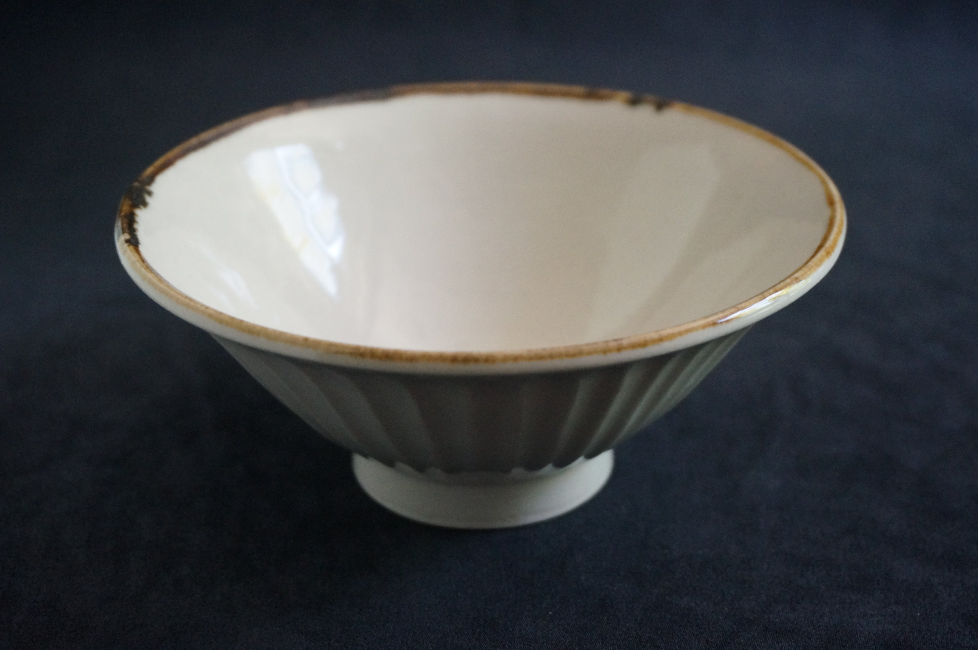 白磁飯碗 - dandeliOn